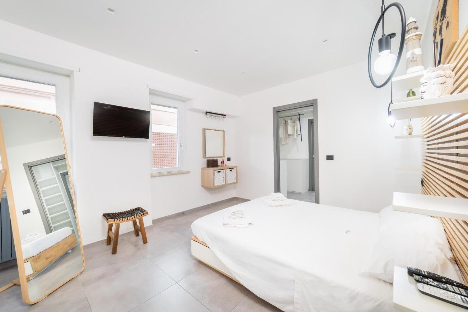Sole Apartments تيراتشينا المظهر الخارجي الصورة